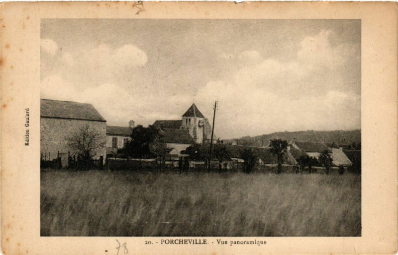Carte postale ancienne Porcheville - Vue panoramique à Porcheville