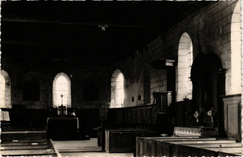 Carte postale ancienne Mittainville - Interieur de l'Eglise à Mittainville