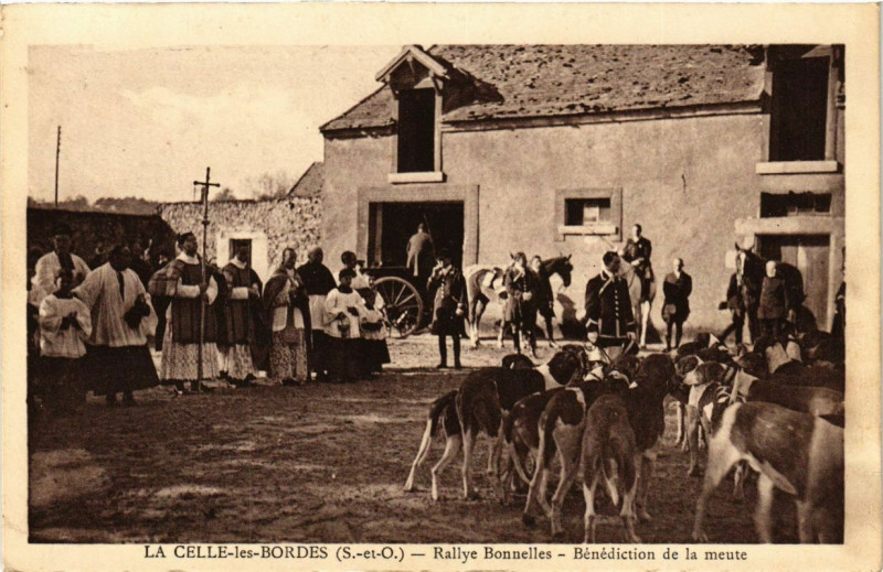 Carte postale ancienne La Celle-les-Bordes - Rallye Bonnelles - Benediction de à La Celle-les-Bordes