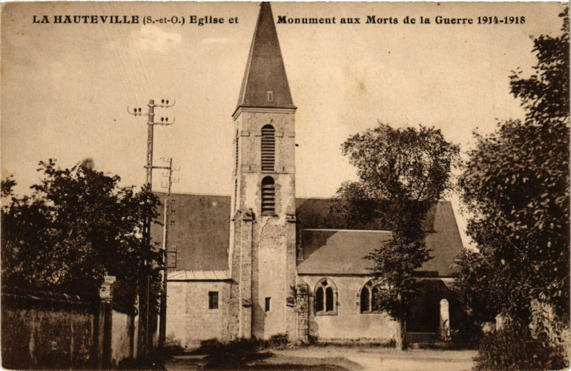 Carte postale ancienne La Hauteville - Eglise et Monument aux Morts de la Guerre à La Hauteville