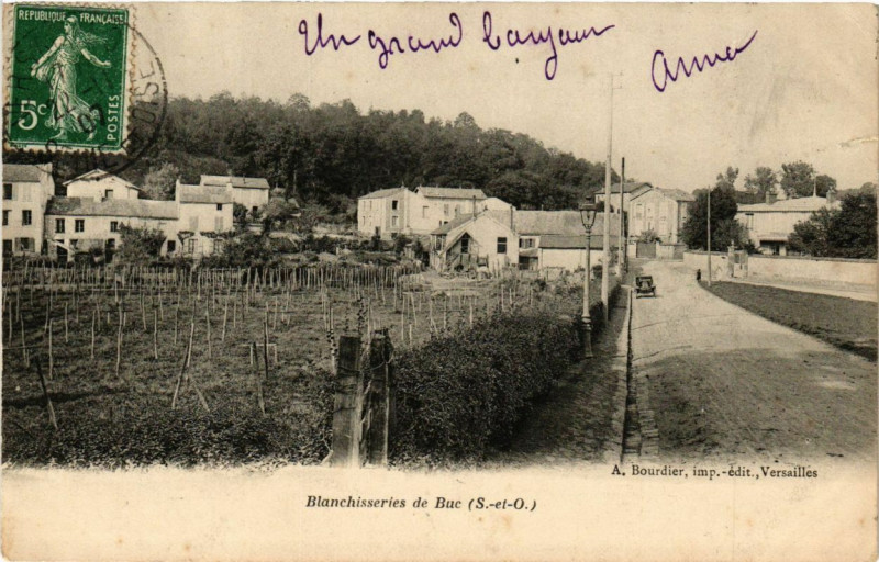 Carte postale ancienne Blanchisseries de Buc à Buc