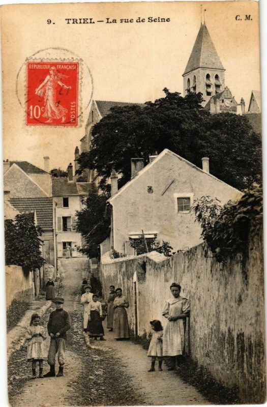 Carte postale ancienne Triel - La rue de Seine