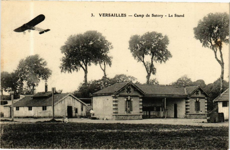Carte postale ancienne Versailles - Camp de Satory à Versailles