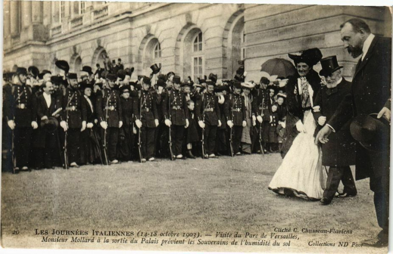Carte postale ancienne Les Jorournées Italiennes - Visite du Parc de Versailles à Versailles