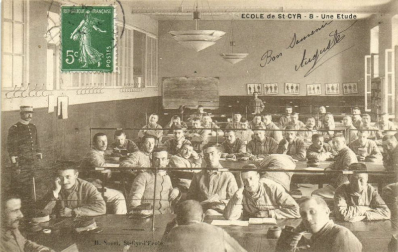 Carte postale ancienne Ecole de Saint-Cyr-Une Etude