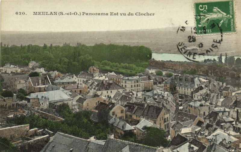 Carte postale ancienne Meulan-Panorama Est vu du Clocher