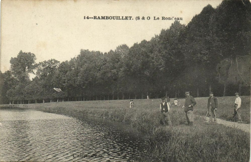 Carte postale ancienne Rambouillet-Le Rondeau à Rambouillet