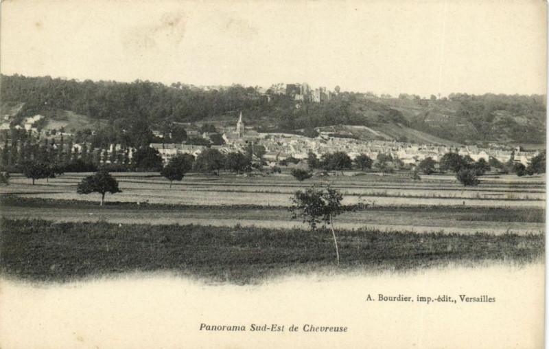 Carte postale ancienne Panorama Sud-Est de Chevreuse à Chevreuse
