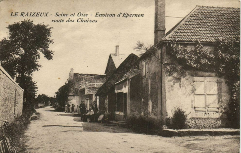 Carte postale ancienne Le Raizeux-Env. d'Epernon-route des Chaizes à Raizeux