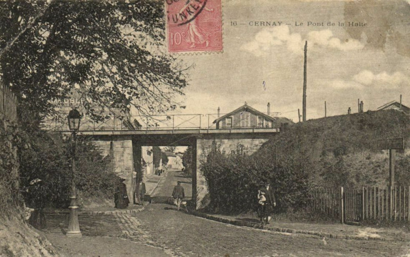 Carte postale ancienne Cernay-Le Pont de la Halte