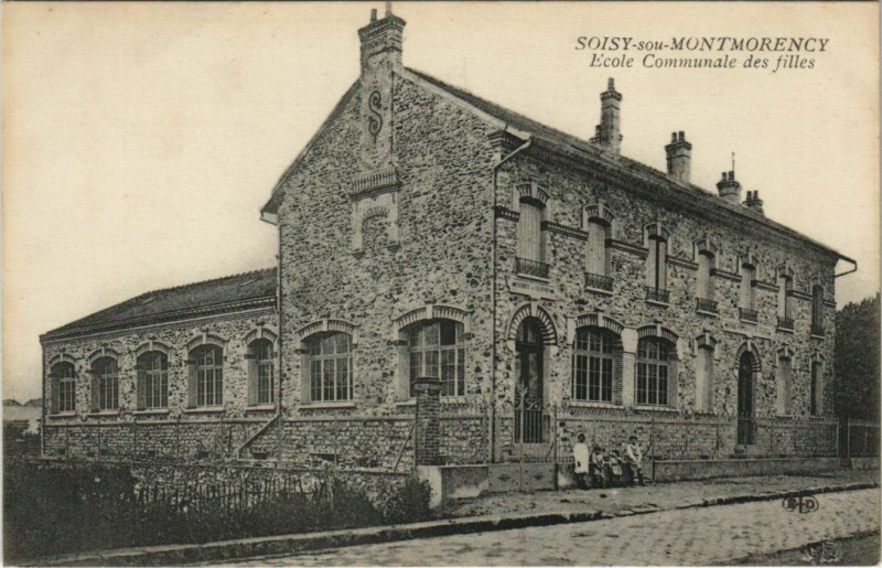 Carte postale ancienne Soisy-sous-Montmorency Ecole Communale à Soisy-sous-Montmorency