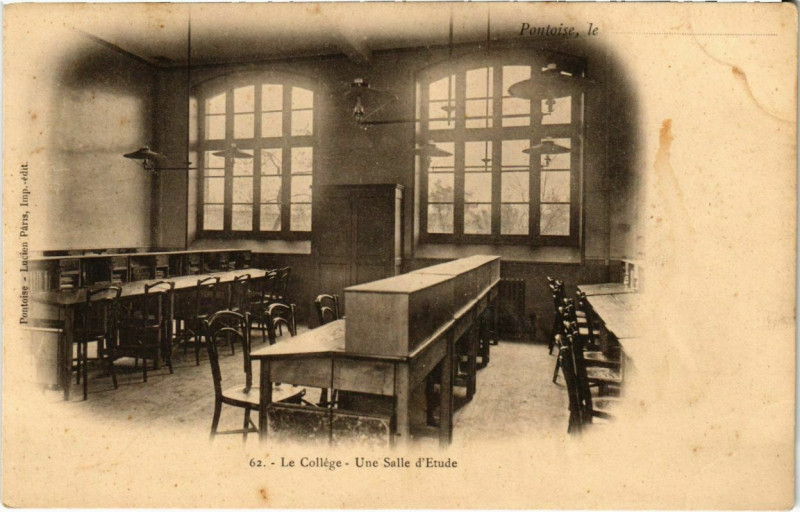 Carte postale ancienne Pontoise - Le College à Pontoise