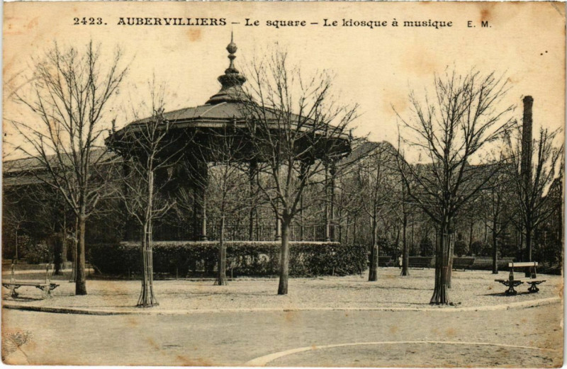 Carte postale ancienne Aubervilliers - Le square