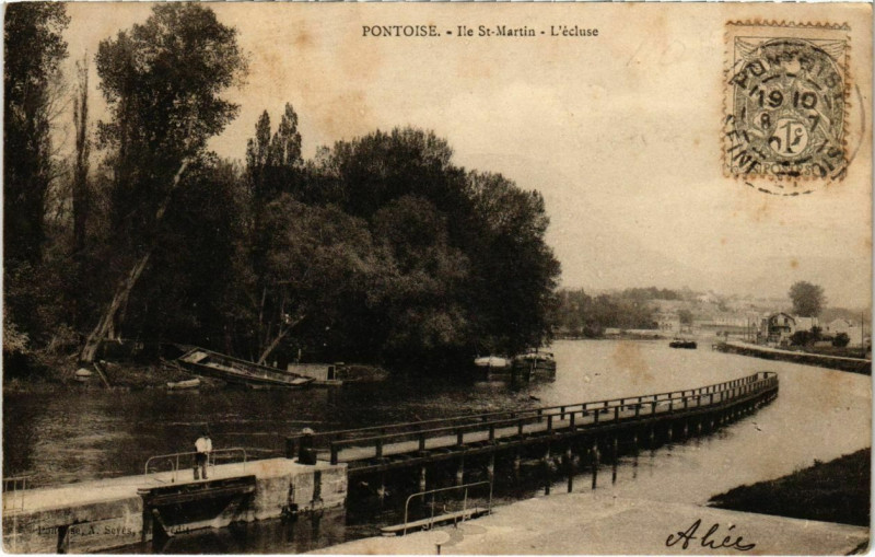 Carte postale ancienne Pontoise - Ile St-Martin à Pontoise