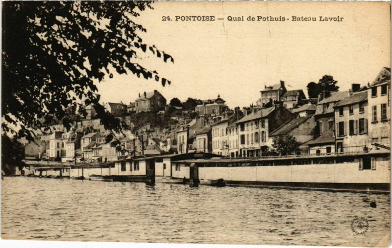 Carte postale ancienne Pontoise - Quai de Pothuis à Pontoise