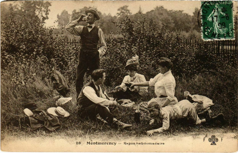 Carte postale ancienne Montmorency - Repos hebdomaoire à Montmorency