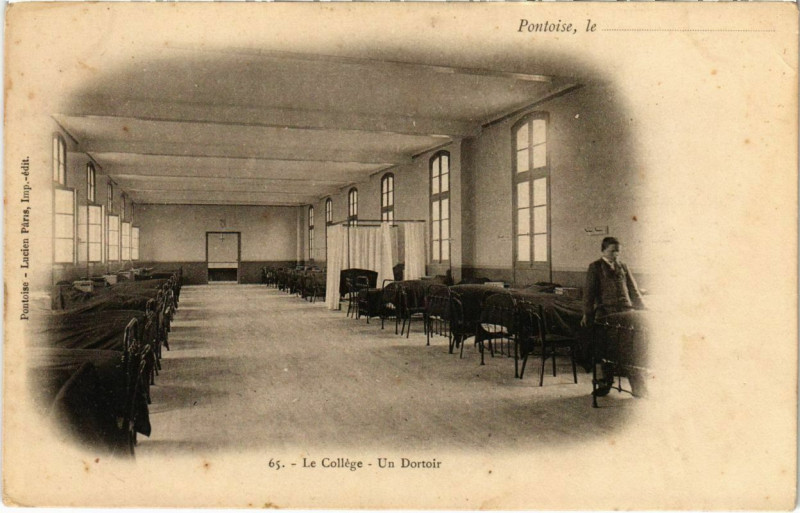 Carte postale ancienne Pontoise - Le College à Pontoise