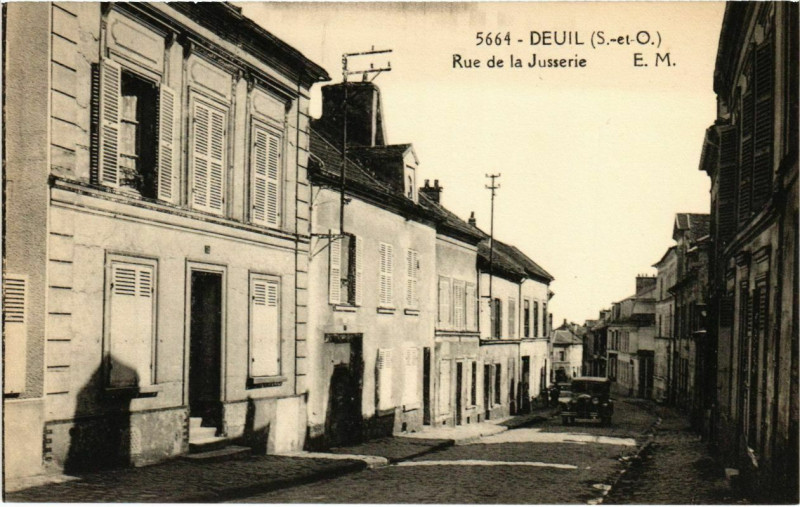 Carte postale ancienne Deuil - Rue de la Jusserie à Us