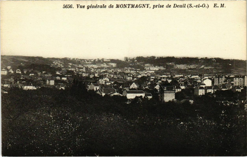 Carte postale ancienne Vue générale de MONTMAGNY, prise de Deuil à Montmagny
