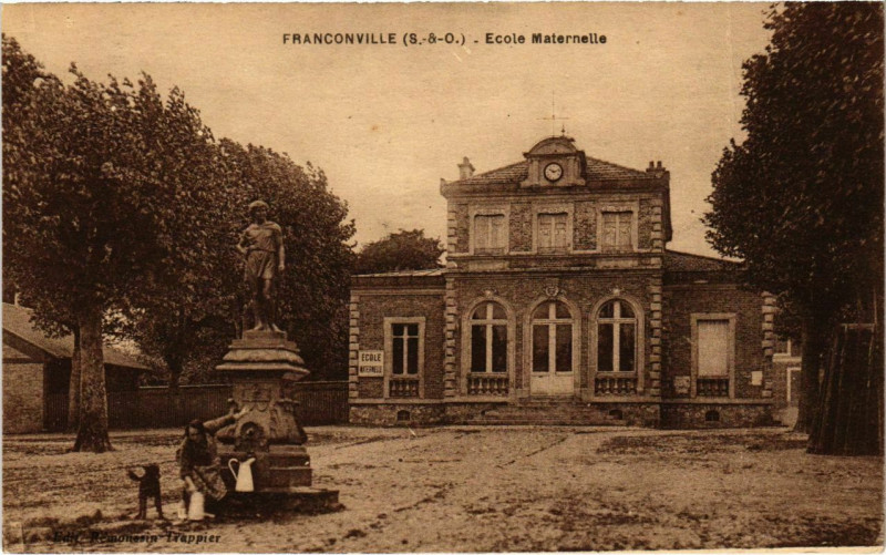 Carte postale ancienne Franconville - Ecole Maternelle à Franconville