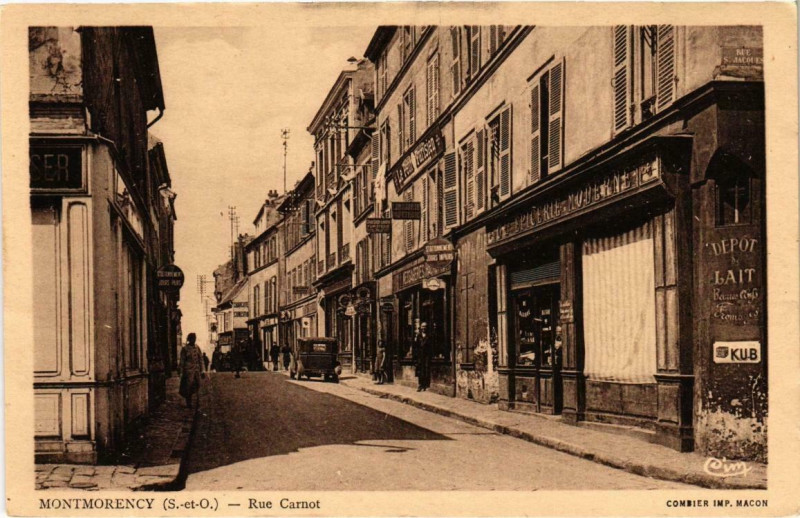 Carte postale ancienne Montmorency (Dep.95) Rue Carnot à Montmorency