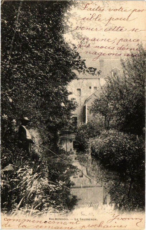 Carte postale ancienne Valmondois Le Sausseron et pécheur à Valmondois