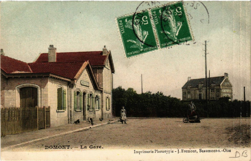 Carte postale ancienne Domont - La Gare à Domont