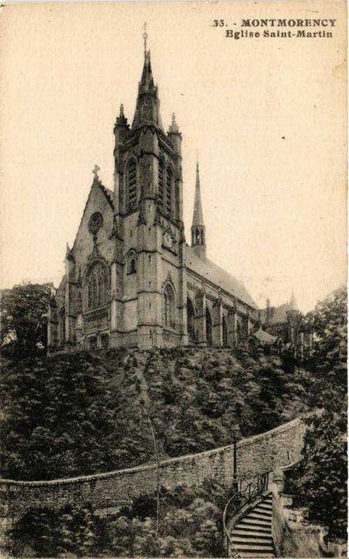 Carte postale ancienne Montmorency - Eglise Saint-Martin à Montmorency