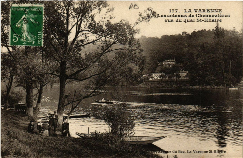 Carte postale ancienne La Varenne - Les Cateaux de Chenneviéres vus du quai Saint-Hilaire à Us