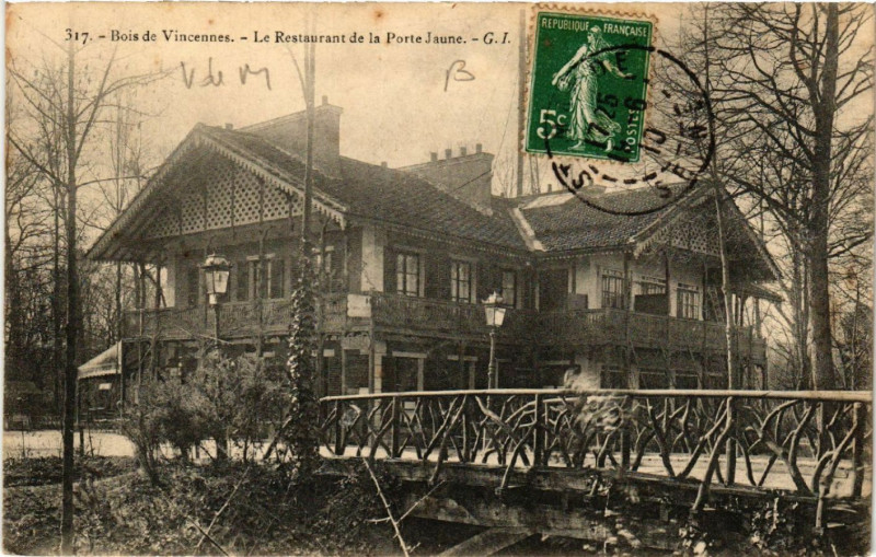 Carte postale ancienne Bois de Vincennes - Le restaurant de la Porte Jaune