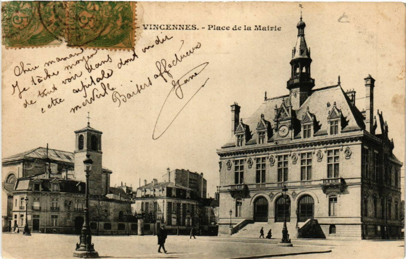 Carte postale ancienne Vincennes - Place de la Mairie