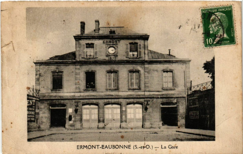 Carte postale ancienne Ermont-Eaubonne (S.-et-O.) - La Gare à Ermont