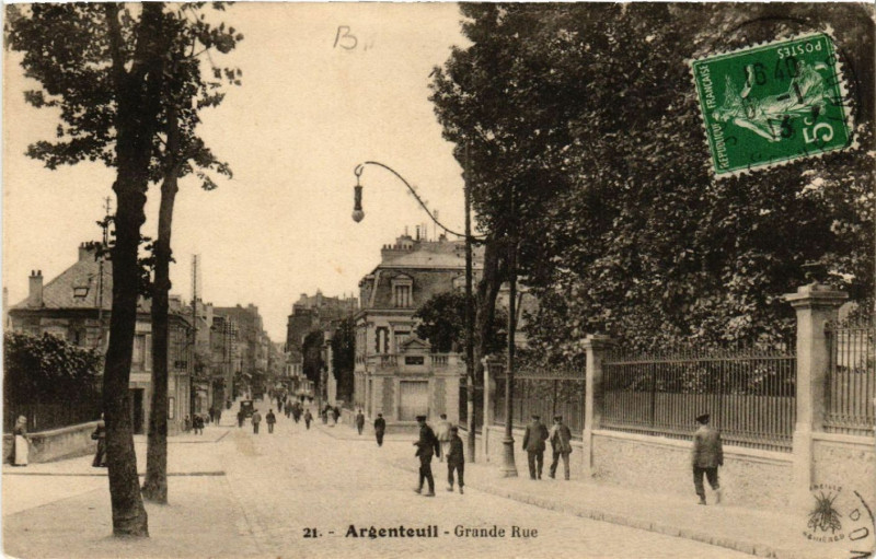 Carte postale ancienne Argenteuil - Grande Rue à Argenteuil