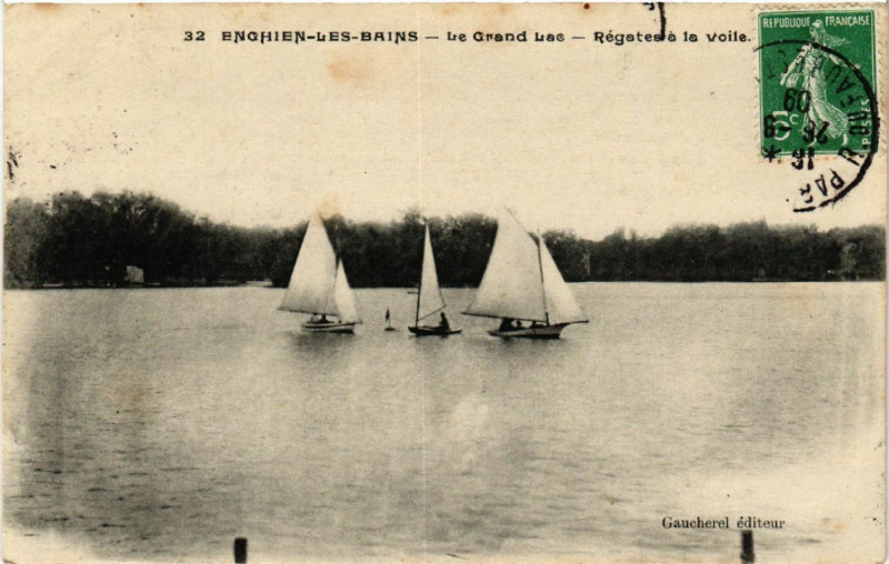 Carte postale ancienne Enghien-les-Bains - Le Grand Lac - Régates á la Voile à Enghien-les-Bains