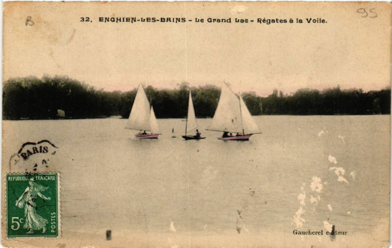 Carte postale ancienne Enghien-les-Bains - Le Grand Lac - Régates á la Voile à Enghien-les-Bains