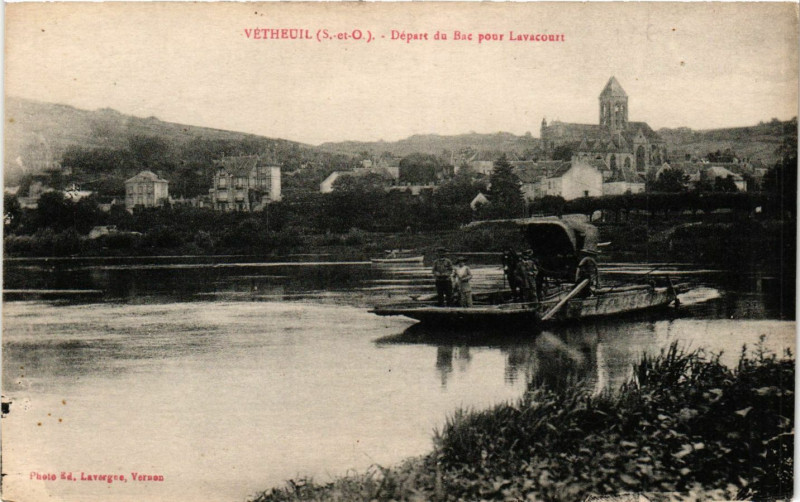 Carte postale ancienne Vétheuil - Vetheuil - Départ du Bac pour Lavacourt à Vétheuil