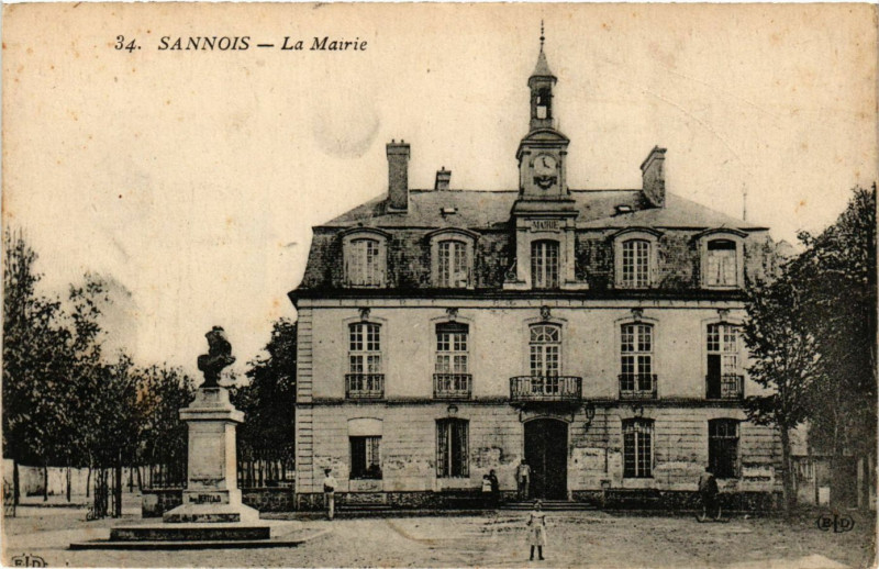 Carte postale ancienne Sannois - La Mairie à Sannois