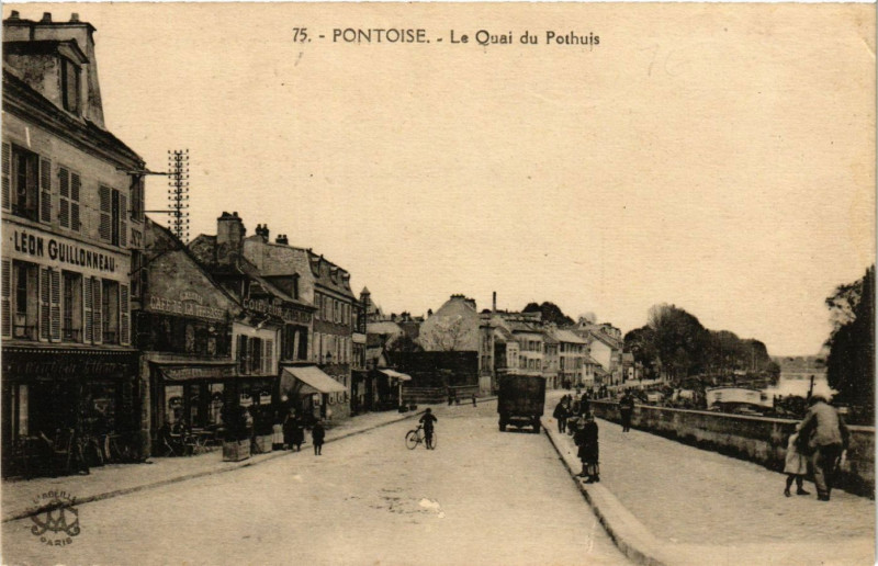Carte postale ancienne Pontoise - Le Quai du Pothuis à Pontoise
