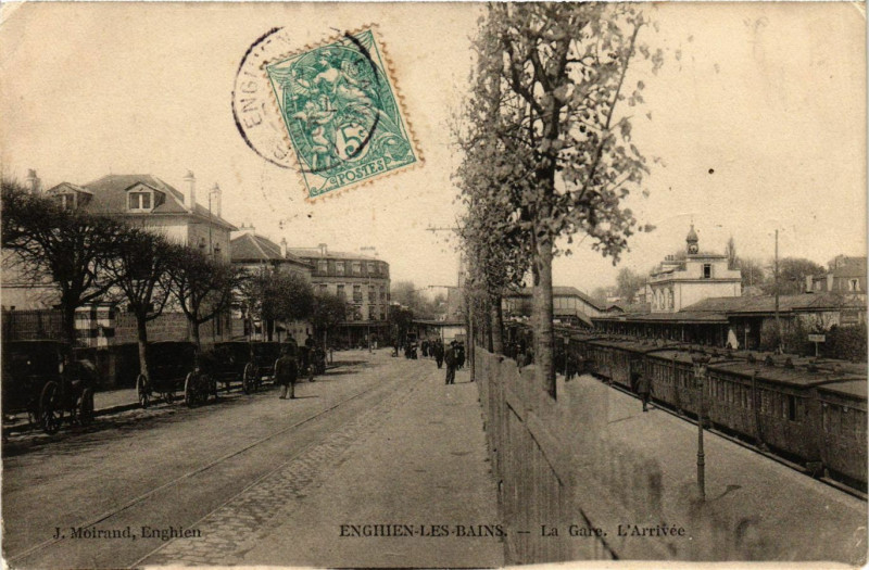 Carte postale ancienne Enghien-les-Bains - La Gare - L'Arrivée à Enghien-les-Bains
