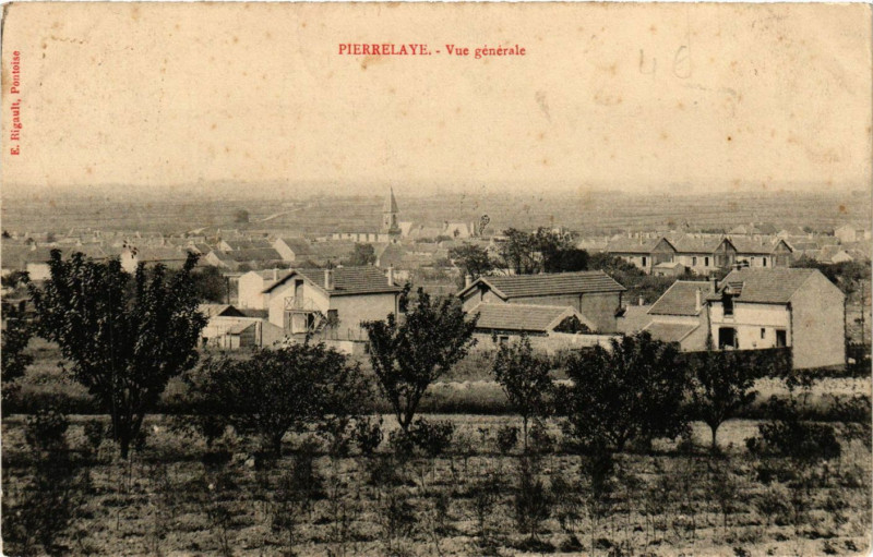 Carte postale ancienne Pierrelaye - Vue Generale à Pierrelaye