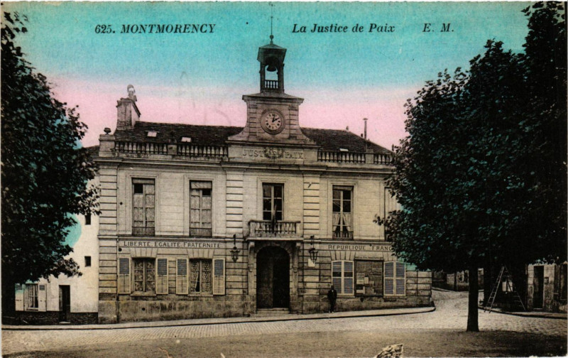 Carte postale ancienne Montmorency - La Justice de Paix à Montmorency