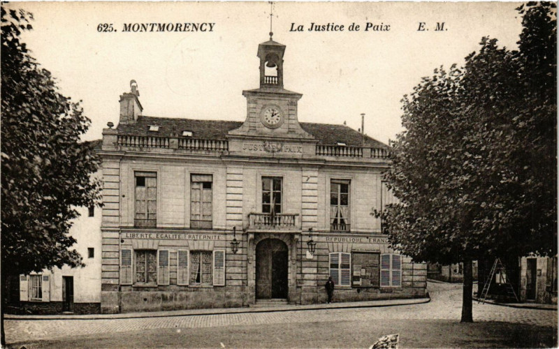 Carte postale ancienne Montmorency - La Justice de Paix à Montmorency
