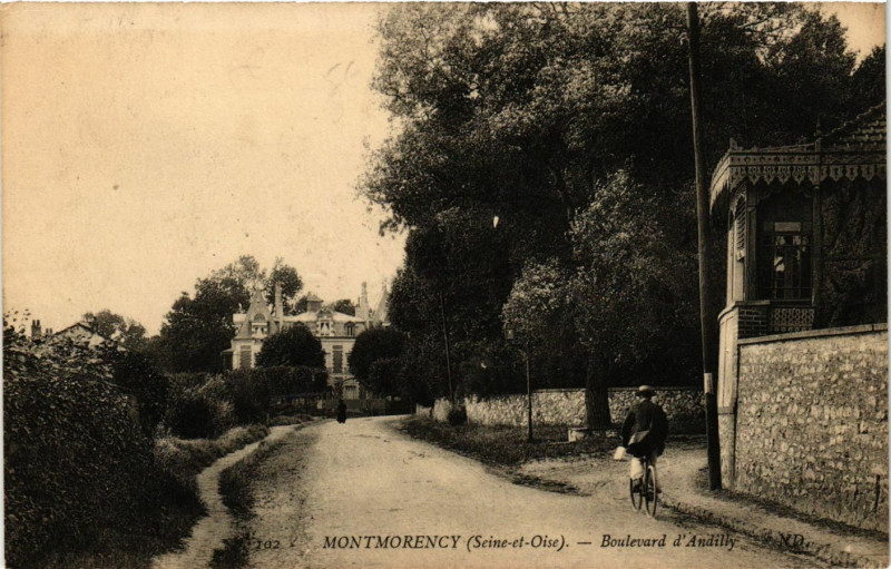 Carte postale ancienne Montmorency - Boulevard d'Andilly à Montmorency