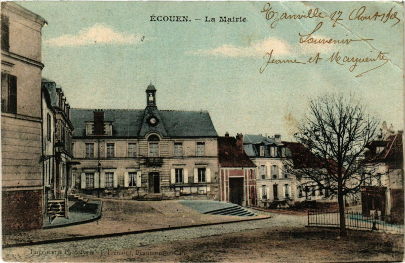 Carte postale ancienne Ecouen - Ecouen - La Mairie à Écouen