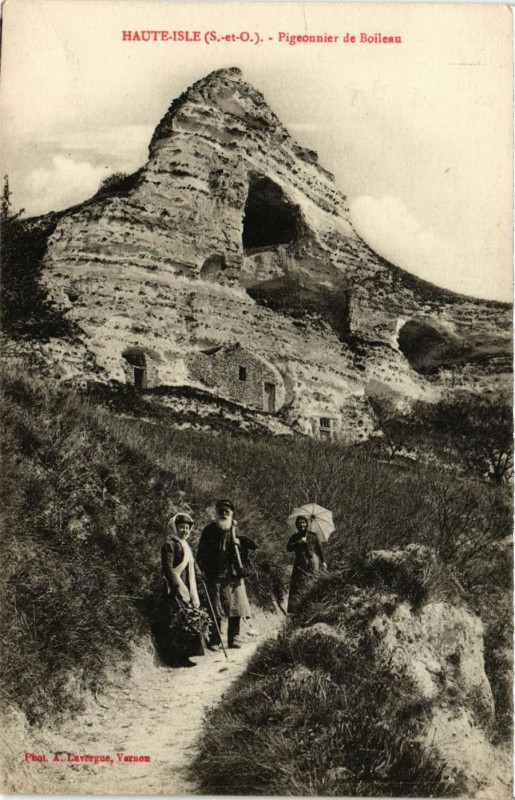Carte postale ancienne Haute-Isle - Pigeonnier de Boileau à Haute-Isle