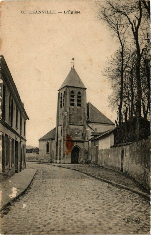 Carte postale ancienne Ezanville - L'Eglise à Ézanville