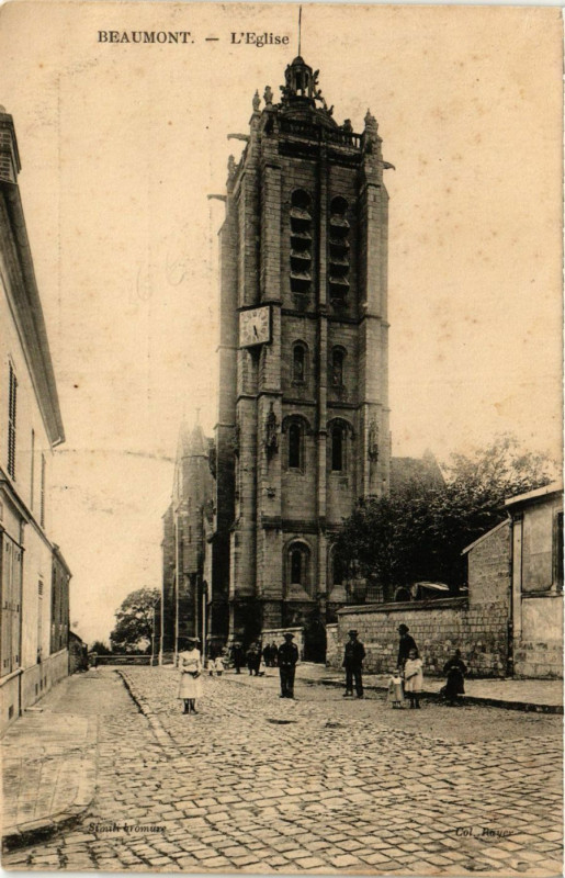 Carte postale ancienne Beaumont - L'Eglise
