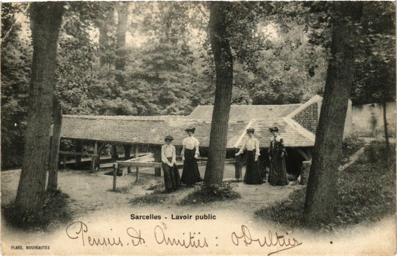 Carte postale ancienne Sarcelles - Lavoir public à Sarcelles