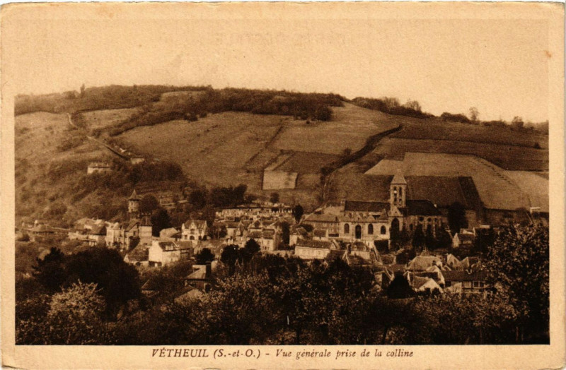 Carte postale ancienne Vétheuil (S.-et-O.) - Vue générale prise de la colline à Vétheuil