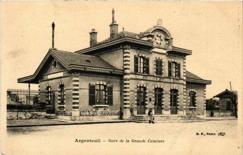 Carte postale ancienne Argenteuil - Gare de la Grande Ceinture à Argenteuil